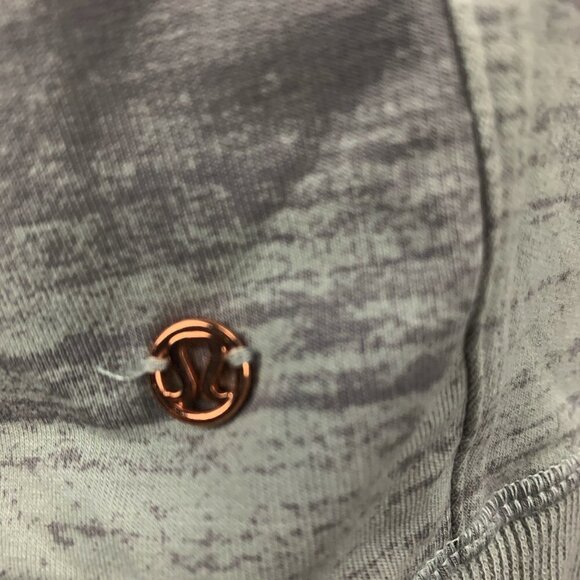 Lululemon Shape Up Full Zip Jacket Size 10 - Picture 4 of 5